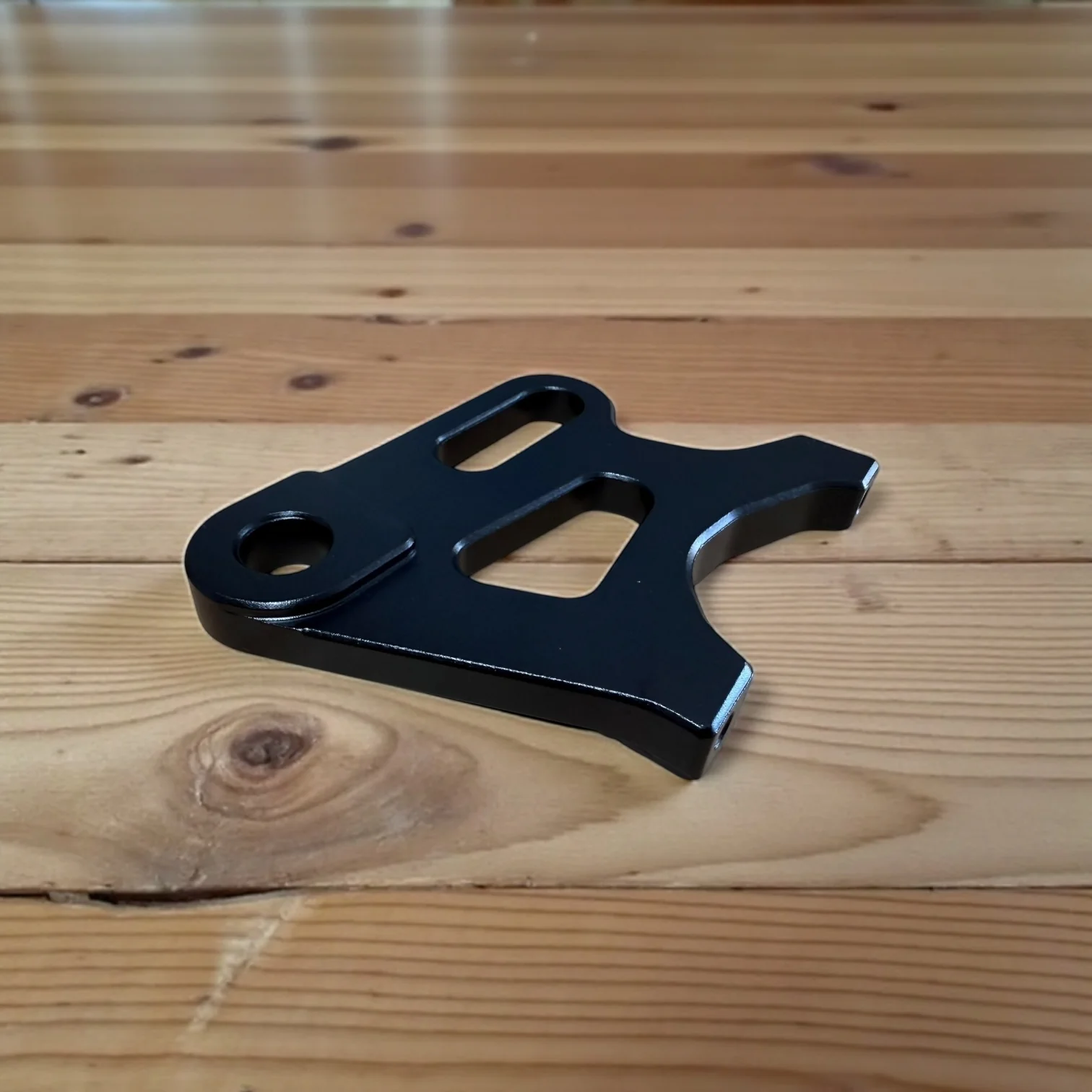 ETM RTR Anodized Brake Brackets - Image 9