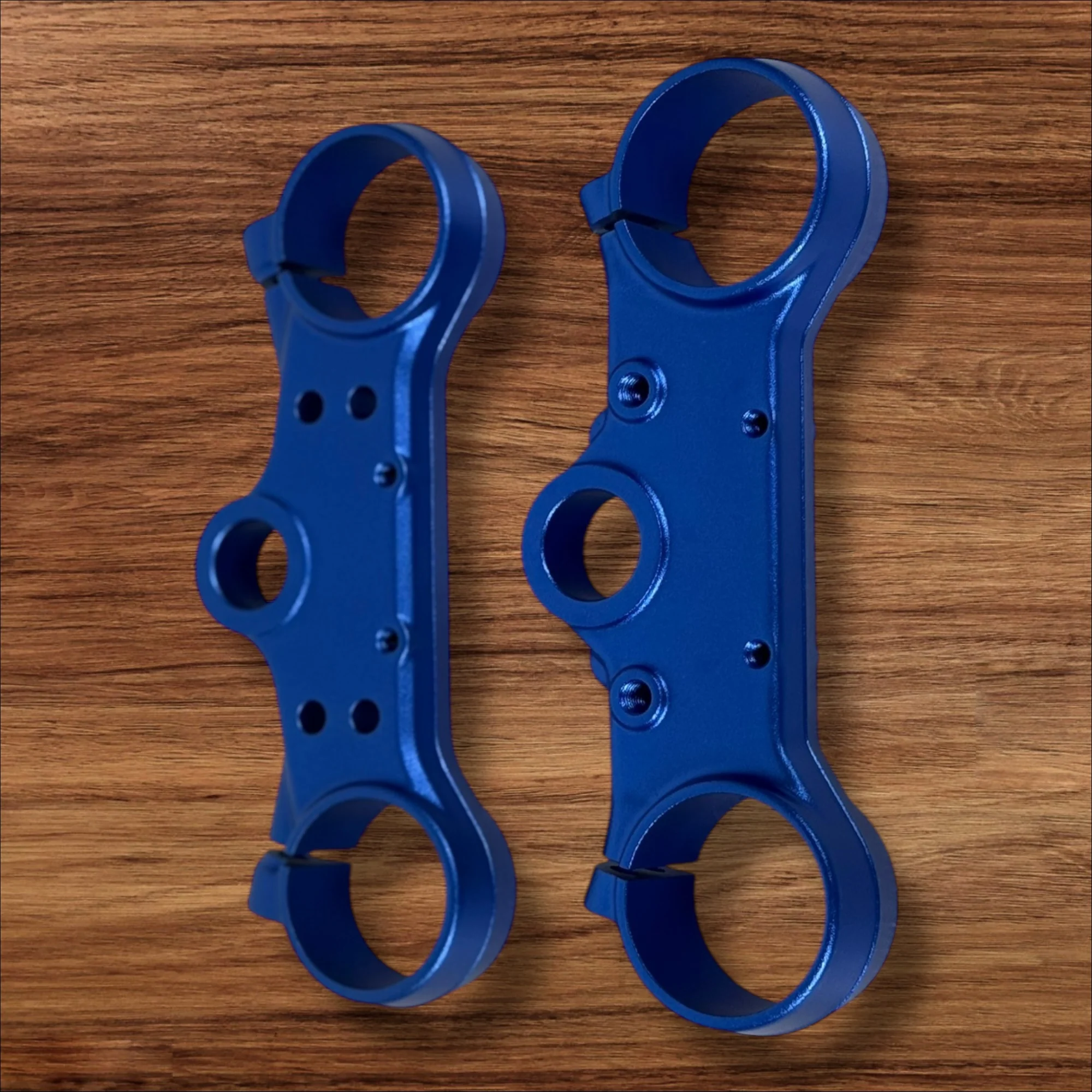ETM RTR Anodized Triple Clamps - Image 5