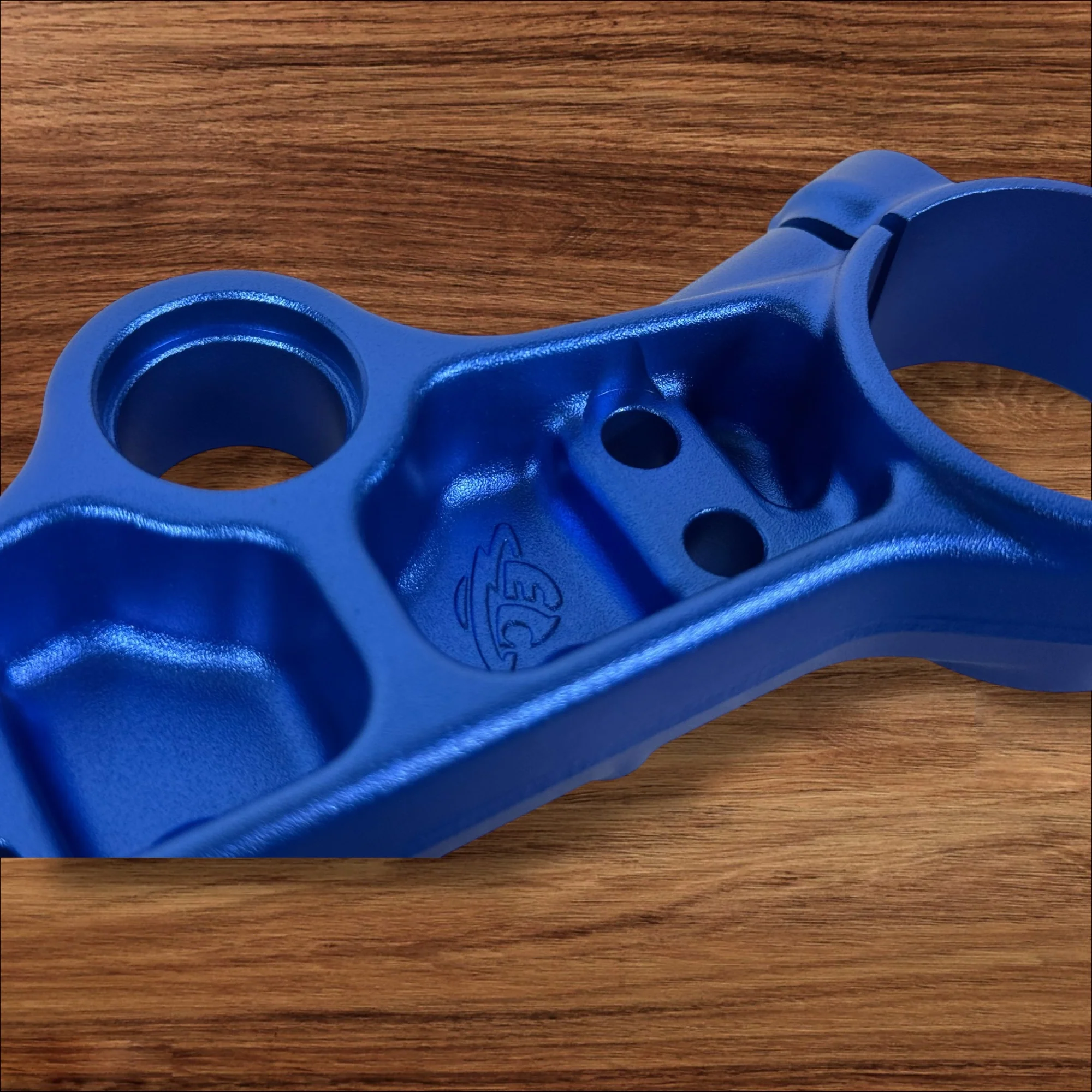 ETM RTR Anodized Triple Clamps - Image 6