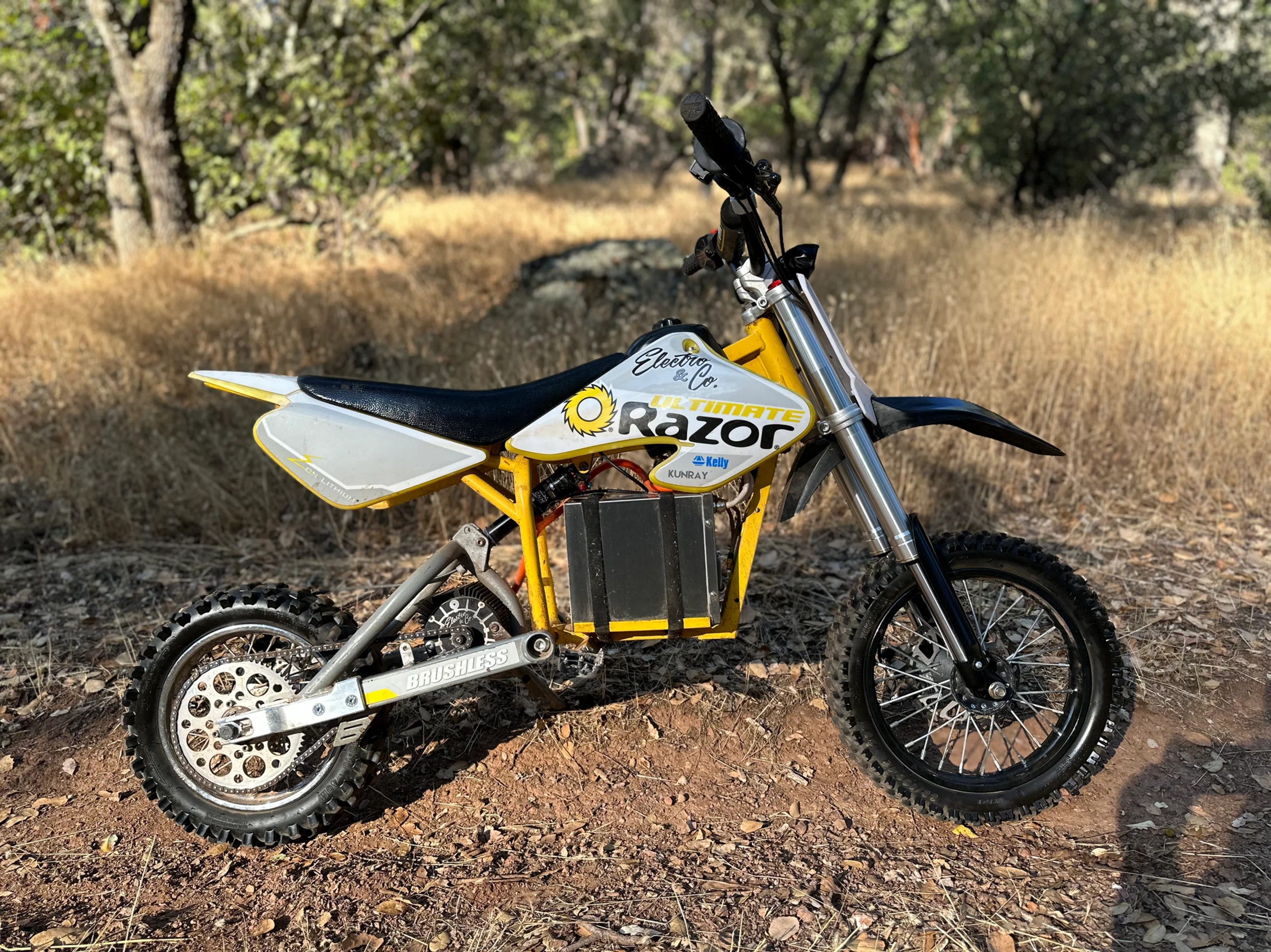 ETM™ v2 Razor Hydraulic Fork Upgrade Kit - Image 3