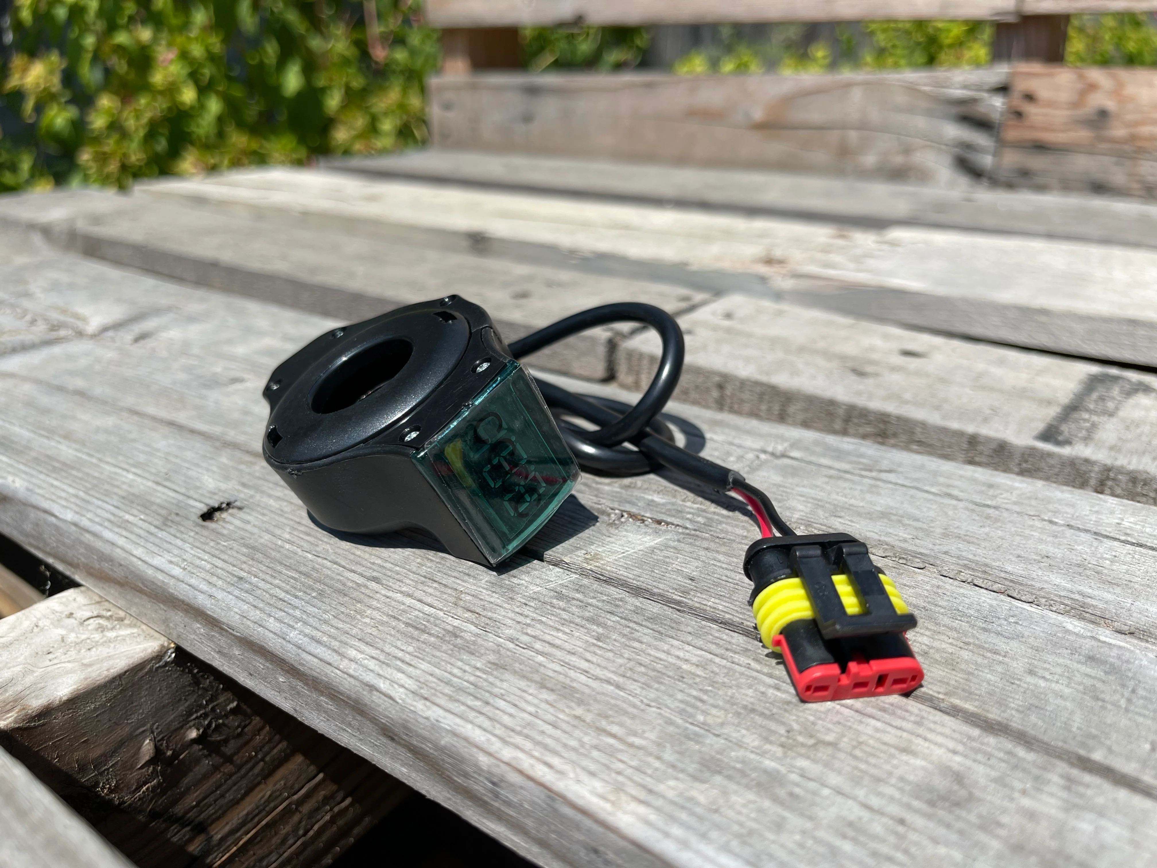 Volt Meter (Handlebar Mounted)
